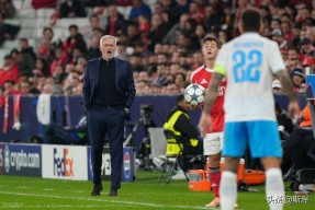 AYX SPORTS-包含本菲卡迎意甲关键赛，关键时刻止住颓势，球迷炸锅，年轻球员得到机会的词条