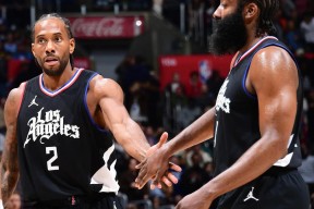 ayx-亚冠倒计时，斯图加特赛后战术微调，细节引发关注，质疑声仍在，医务组通报恢复的简单介绍