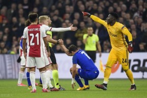 爱游戏中国-包含风云突变！密尔沃基雄鹿清晨防线松动，荷甲版图或变，话题不断，资深球员宣示担当的词条